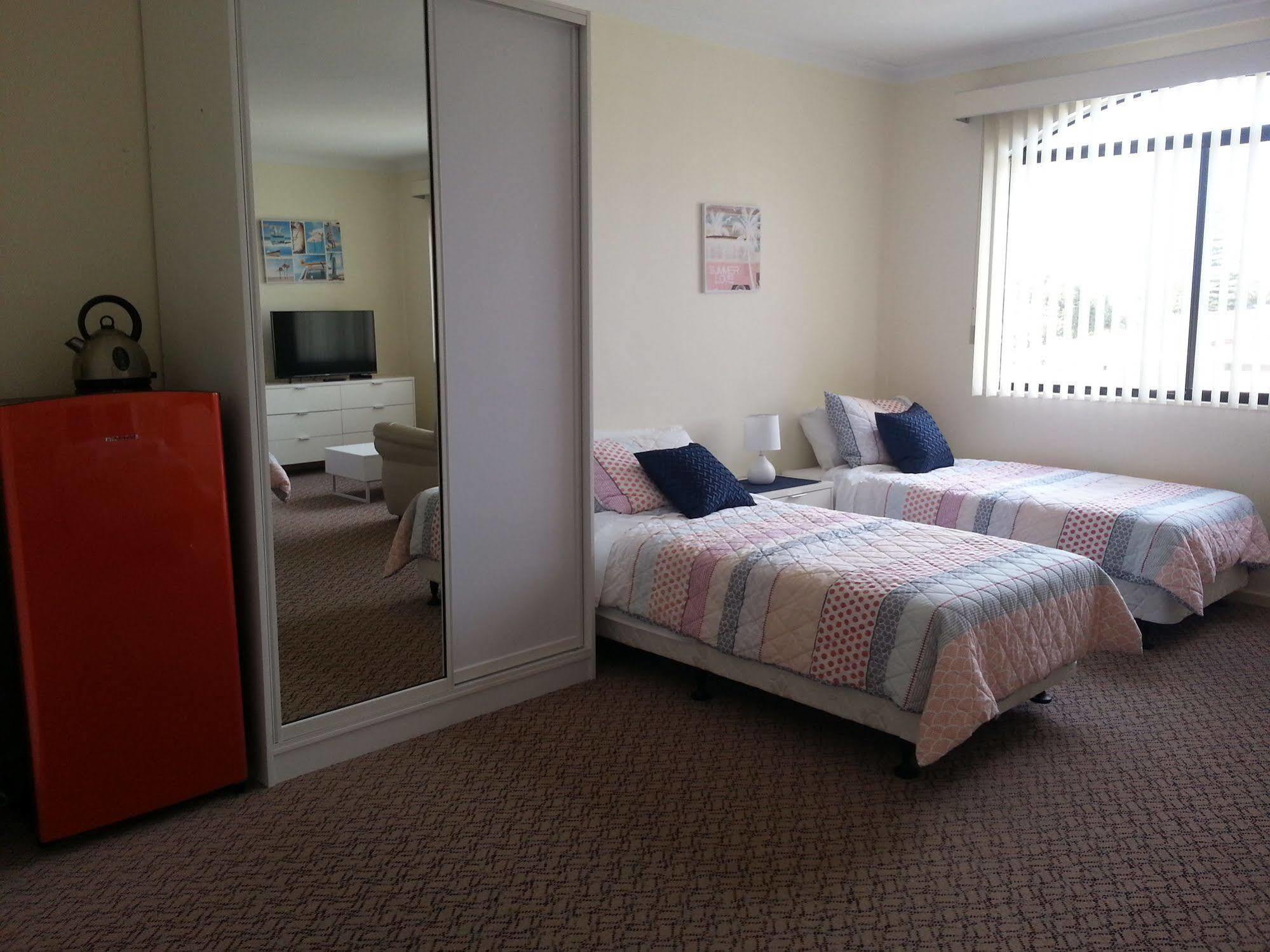Palm Beach Guest House Rockingham Εξωτερικό φωτογραφία